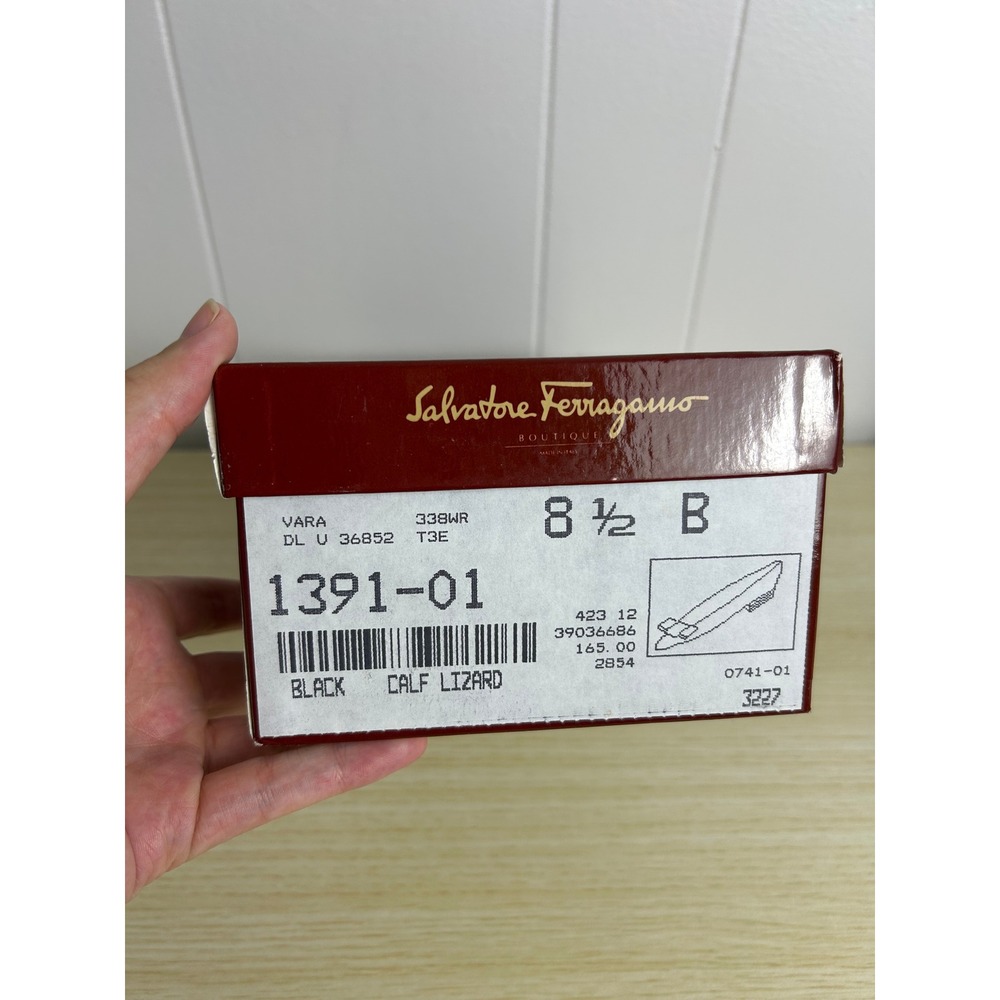 Salvatore Ferragamo shoes Women 9AA Black Vara Low Heel Bow old money Designer - Picture 2 of 12